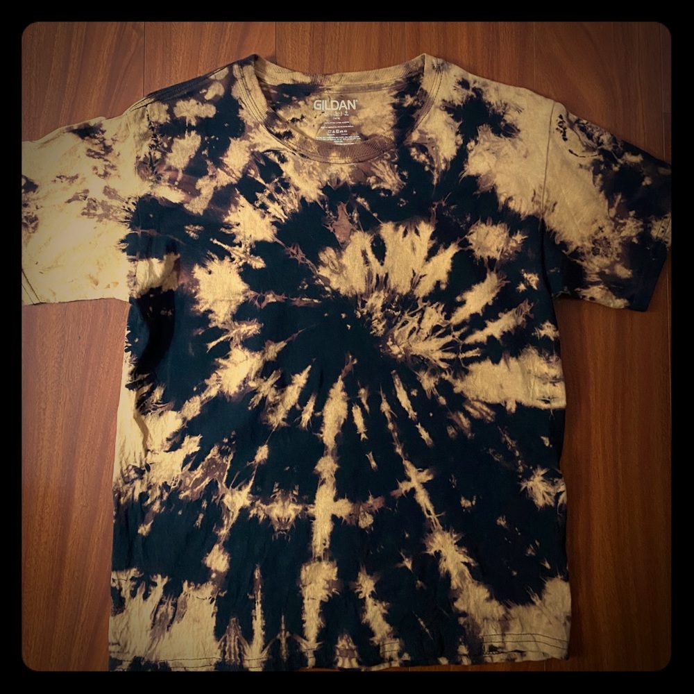 🎮Exclusive Tye-Dye Creation NWT🎮
